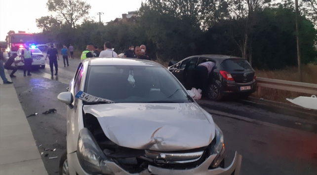 Silivri’de zincirleme trafik kazasında 18 kişi yaralı