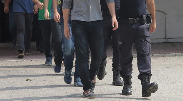 Bursa’da uyuşturucu operasyonu: 8 gözaltı