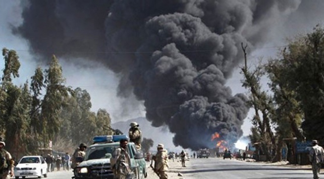 Afganistan’da bombalı saldırıda 2 sivil öldü