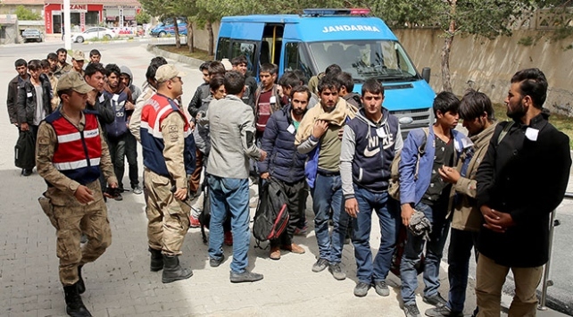 Bitlis’te 78 sığınmacı yakalandı