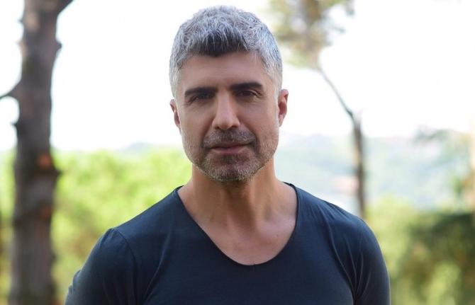 Özcan Deniz’den hasret fotoğrafı..