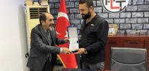 PLT MOTORS’UN Sahibi Kamuran Korucu ve Ramazan Korucu kardeşleri ziyaret eden efsane Yönetmen Mehmet ali Gündoğdu