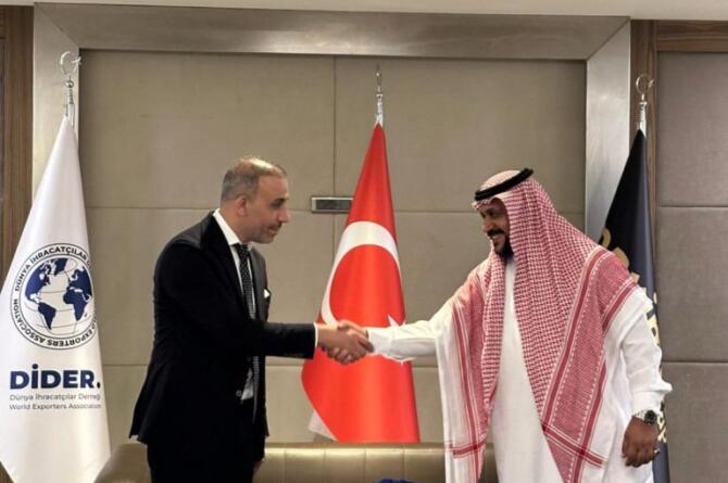 Ev ve Mutfak Eşyaları İhracat Fuarı 16. Kez Kapılarını Açtı: Dünya Sektör Profesyonelleri Antalya’da Buluştu