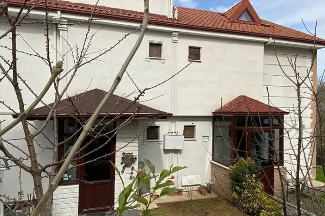 Kocaeli’de ‘Hacı Baba’ vurgunu! “Hocanın cini tarafından alındı”